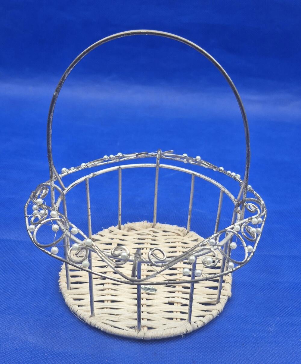 Small White Decorative Basket Wire Frame Wicker Bottom Faux Pearl Accents 7x7"
